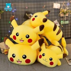 Gấu bông Pikachu nằm béo mũm mĩm